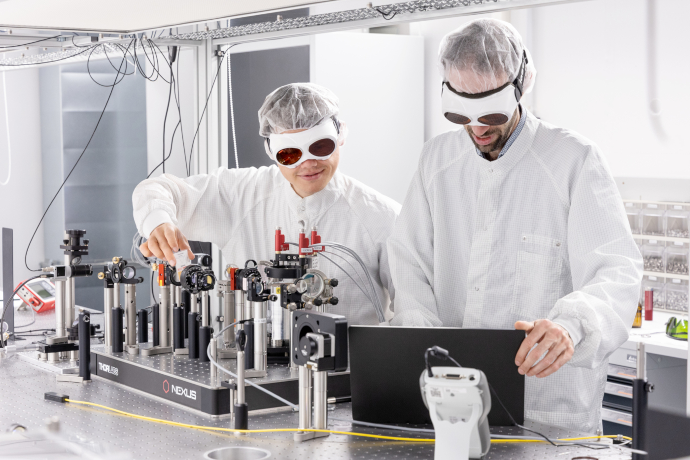 Luft lenkt Laser ab